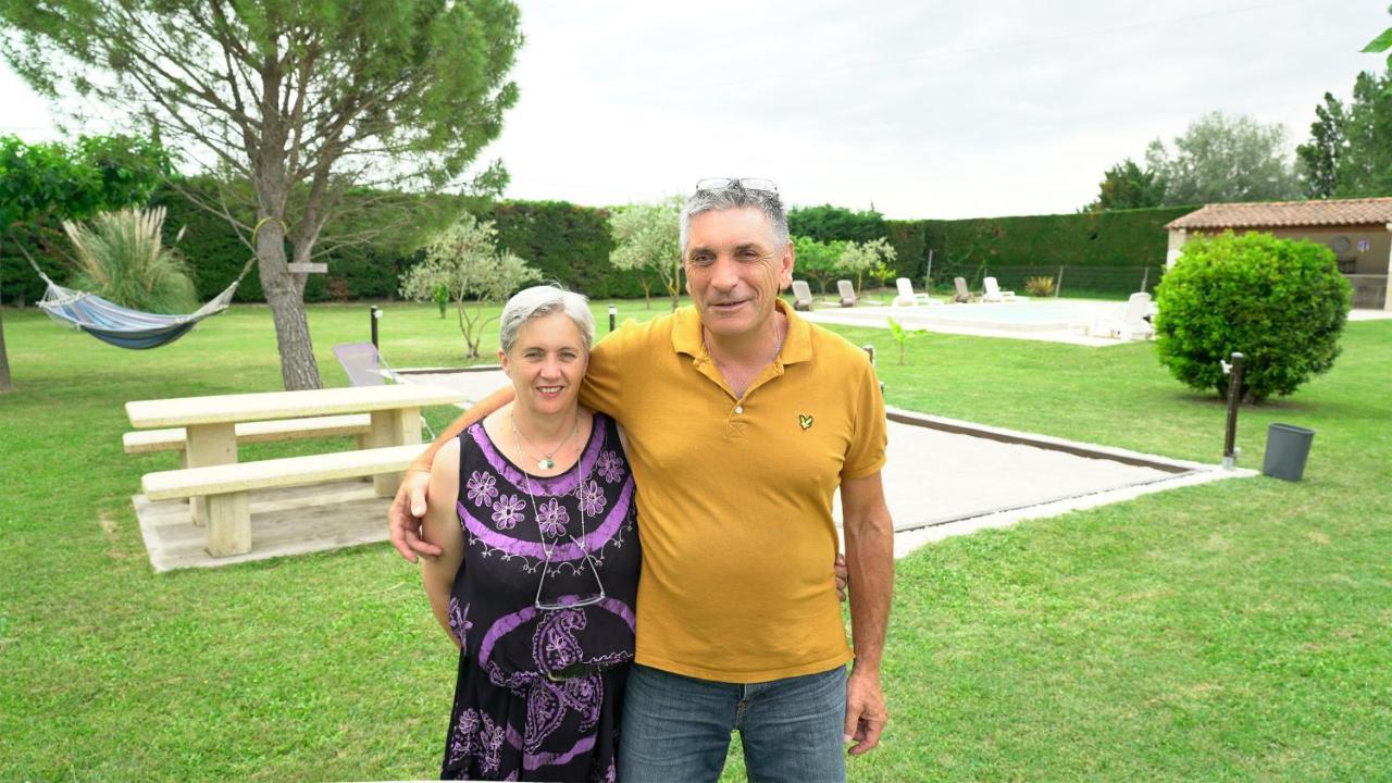 Chambres D'Hotes Le Saint Victor - Provence, Vaucluse Pernes-les-Fontaines Dış mekan fotoğraf